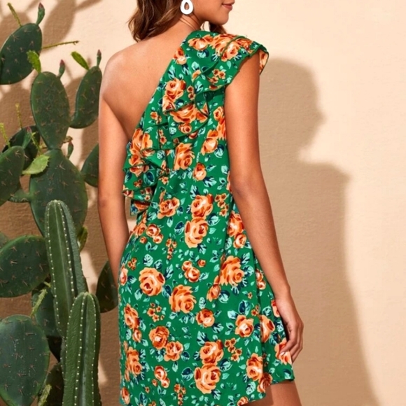 Floral print one shoulder mini dress - Picture 3 of 5